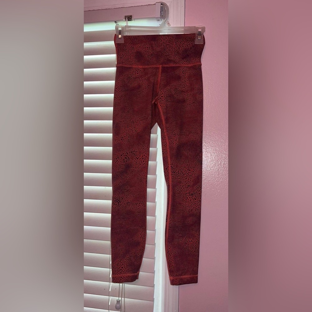 Lululemon leggings super cute